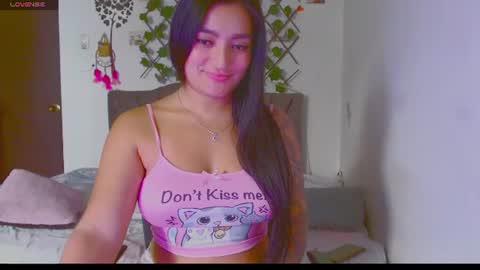 sexy_violett18 online show from July 17, 4:45 pm