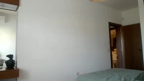 Snapshot of sexyandmarried chatting on October 26, 9:59 am sexyandmarried online show from October 26, 9:59 am