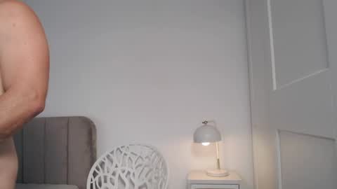 Snapshot of sexyandmarried chatting on April 29, 9:35 am sexyandmarried online show from April 29, 9:35 am