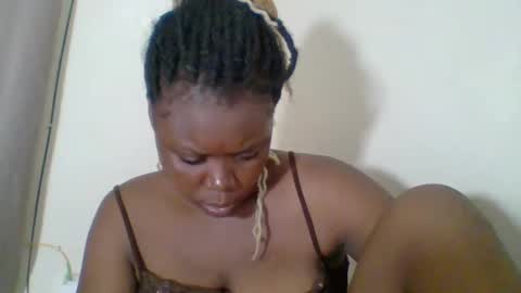 Snapshot of sexyapple2023 chatting on January 14, 10:27 am ashley online show from January 14, 10:27 am