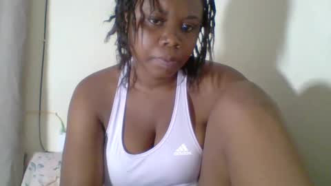 Snapshot of sexyapple2023 chatting on January 18, 11:11 am ashley online show from January 18, 11:11 am