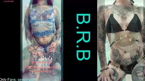 SexyAriel15 online show from January 7, 5:15 pm