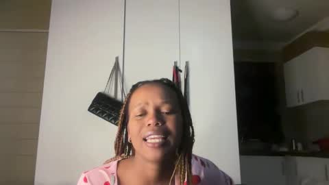 sexyasszeeee online show from February 16, 8:05 pm