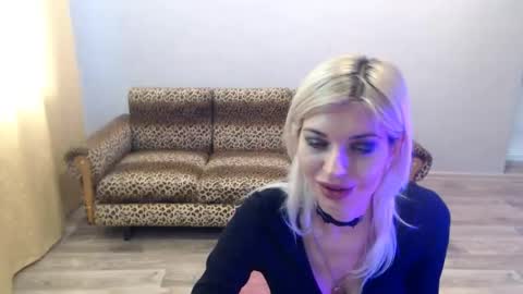 sexybeatriice online show from November 29, 7:44 am