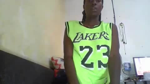 Snapshot of sexybilha483 chatting on January 27, 12:05 pm Sexybilha483 online show from January 27, 12:05 pm