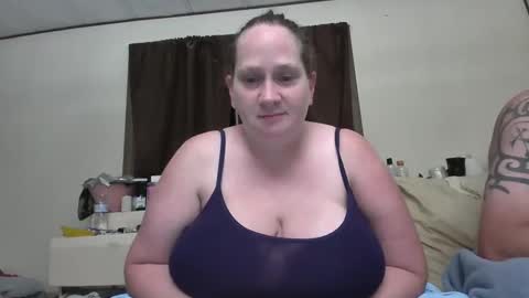 Etowngirl14 online show from September 28, 3:34 am