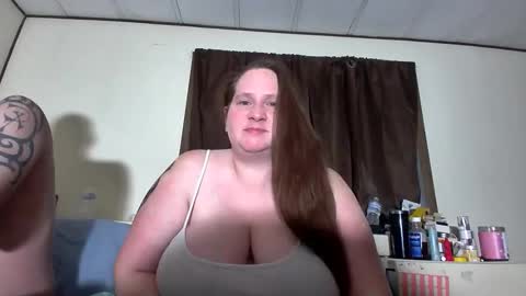 Etowngirl14 online show from February 18, 4:08 am