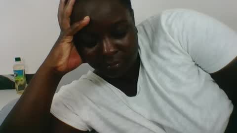 sexyblackgal10 online show from September 12, 6:02 am