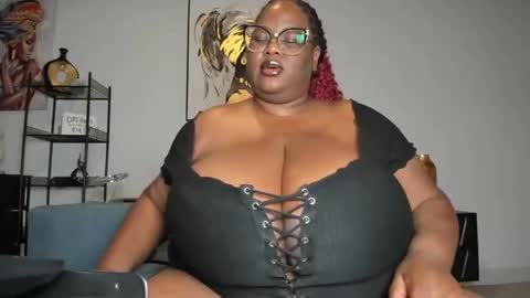 sexyblackhugetits online show from November 16, 5:18 pm