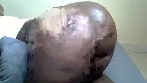 Snapshot of sexybooty_4545 chatting on October 13, 6:52 pm sexybooty_4545 online show from October 13, 6:52 pm