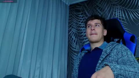 owen sky online show from September 13, 12:05 pm