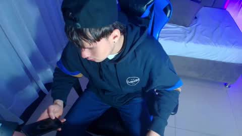 owen sky online show from October 15, 1:22 pm