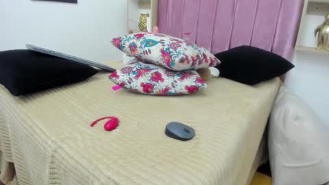 Snapshot of sexybrown_2005 chatting on December 28, 6:06 am sexybrown_2005 online show from December 28, 6:06 am