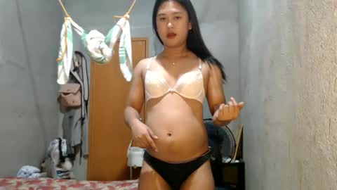 Snapshot of sexycale23 chatting on March 19, 10:08 am hunting CALEfornian online show from March 19, 10:08 am