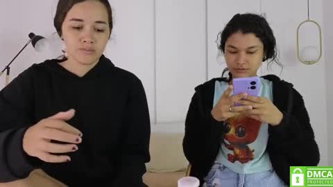 chanell and yina online show from October 9, 1:09 pm