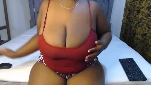 Snapshot of sexychocco_ chatting on January 15, 5:26 pm sexychocco online show from January 15, 5:26 pm
