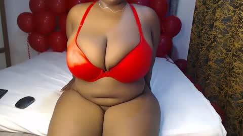 Snapshot of sexychocco_ chatting on February 15, 7:28 pm sexychocco online show from February 15, 7:28 pm