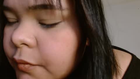 Snapshot of sexychubbyy chatting on December 10, 8:27 pm Eva online show from December 10, 8:27 pm