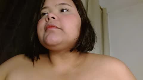 Snapshot of sexychubbyy chatting on February 8, 5:50 pm Eva online show from February 8, 5:50 pm
