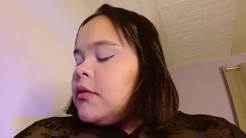 Snapshot of sexychubbyy chatting on May 16, 2:19 am Eva online show from May 16, 2:19 am