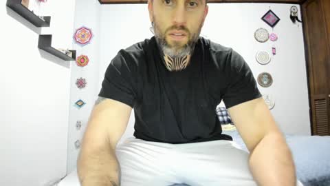 Antonioylola online show from January 5, 1:03 am