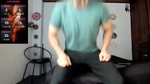 Antonioylola online show from October 17, 1:14 pm