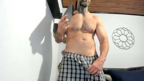 Antonioylola online show from April 27, 2:04 pm
