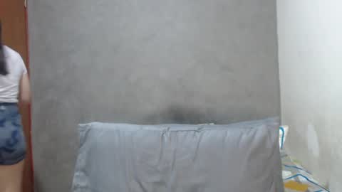 Snapshot of sexycoralinne69 chatting on December 5, 9:50 pm Coralinne online show from December 5, 9:50 pm