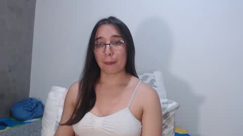 Snapshot of sexycoralinne69 chatting on January 31, 8:22 pm Coralinne online show from January 31, 8:22 pm