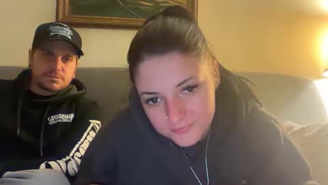 Snapshot of sexycouple41110 chatting on January 18, 2:26 am sexycouple41110 online show from January 18, 2:26 am