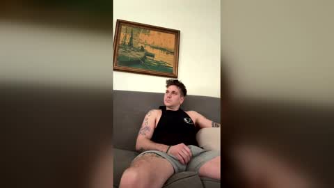 Snapshot of sexycouple41110 chatting on February 24, 5:44 pm sexycouple41110 online show from February 24, 5:44 pm