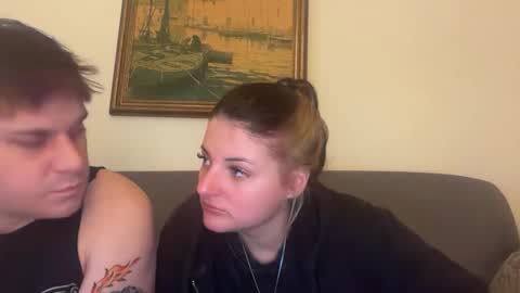 Snapshot of sexycouple41110 chatting on March 7, 4:53 am sexycouple41110 online show from March 7, 4:53 am