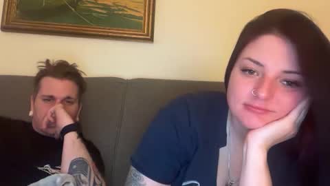 Snapshot of sexycouple41110 chatting on March 10, 2:38 am sexycouple41110 online show from March 10, 2:38 am