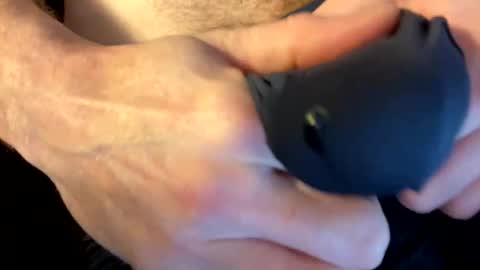 Snapshot of sexydad1108 chatting on December 18, 5:31 pm sexydad1108 online show from December 18, 5:31 pm