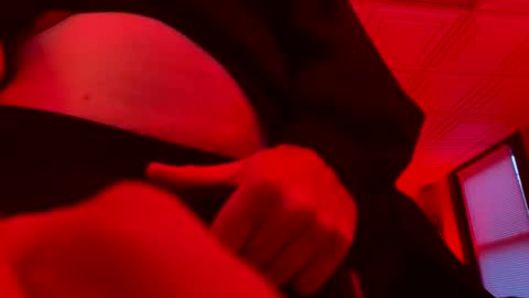 Snapshot of sexydad1108 chatting on October 15, 11:21 am sexydad1108 online show from October 15, 11:21 am