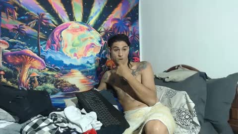 Snapshot of sexydarkhunter2 chatting on September 29, 11:09 pm Mike online show from September 29, 11:09 pm