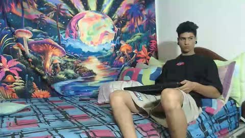 Snapshot of sexydarkhunter2 chatting on January 12, 8:25 pm Mike online show from January 12, 8:25 pm