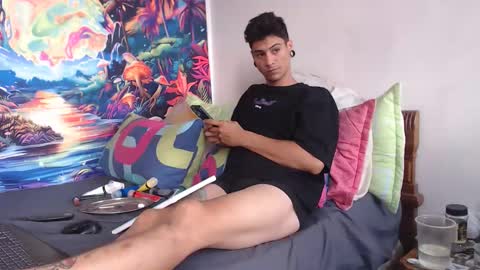 Snapshot of sexydarkhunter2 chatting on February 2, 6:06 pm Mike online show from February 2, 6:06 pm