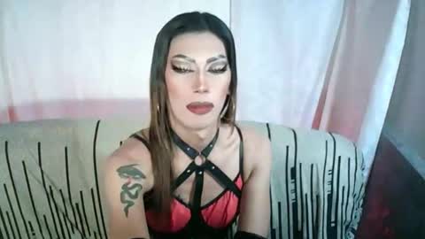 Devine online show from May 11, 10:18 pm