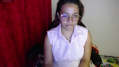 sexydiabliita online show from April 6, 11:27 pm