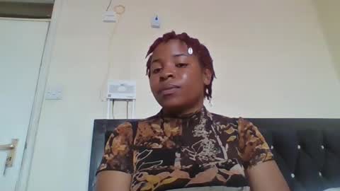 sexydivaslut_2 online show from April 8, 8:58 am