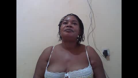 Snapshot of sexydove2 chatting on October 8, 3:48 am EMILY online show from October 8, 3:48 am