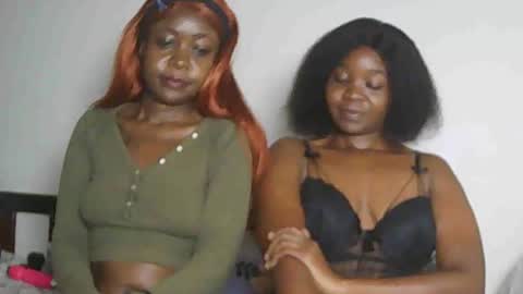 sexyebony283378 online show from May 11, 3:56 am