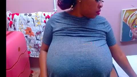 sexyebonylove89 online show from June 28, 8:42 am