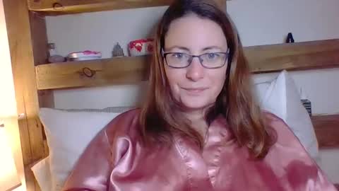 Emily online show from November 4, 9:41 am