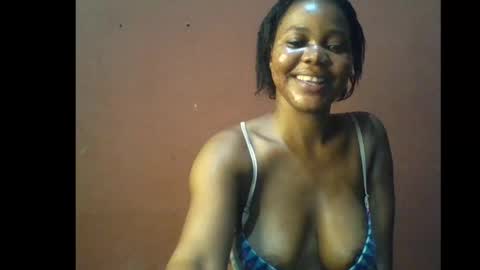 sexyeye368293 online show from March 25, 12:05 am