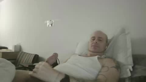 Snapshot of sexyfredy7722 chatting on October 24, 3:30 pm sexyfredy7722 online show from October 24, 3:30 pm