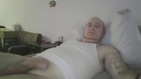 Snapshot of sexyfredy7722 chatting on October 25, 4:42 am sexyfredy7722 online show from October 25, 4:42 am