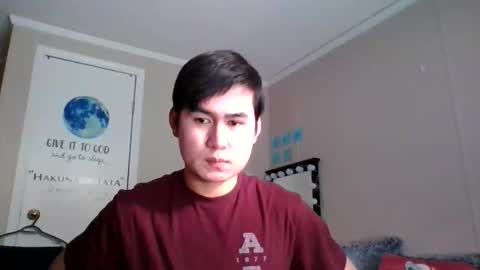 Snapshot of sexyguy708779 chatting on February 15, 7:43 pm sexy guy online show from February 15, 7:43 pm