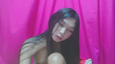 Snapshot of sexyhornyts4u chatting on April 13, 11:05 am sexyhornyts4u online show from April 13, 11:05 am